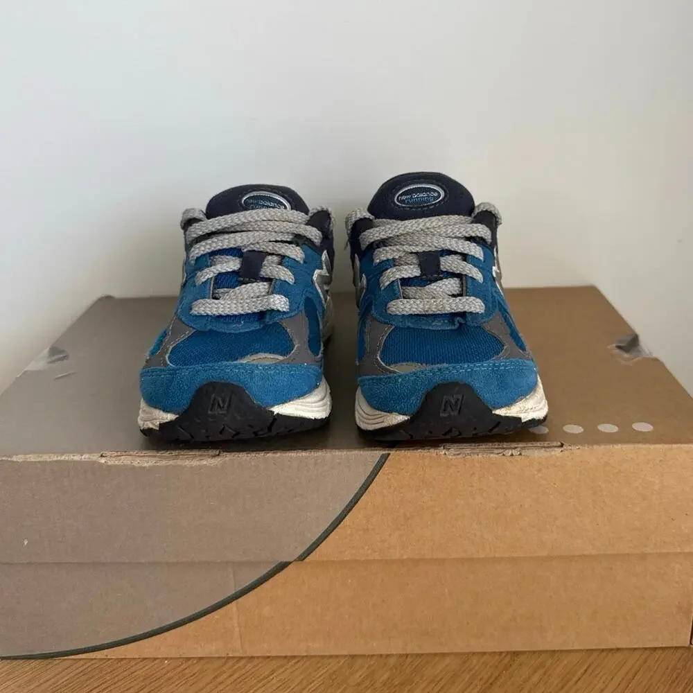 New Balance 2002 R Blue/White Kids Sneakers - SZ 12 C